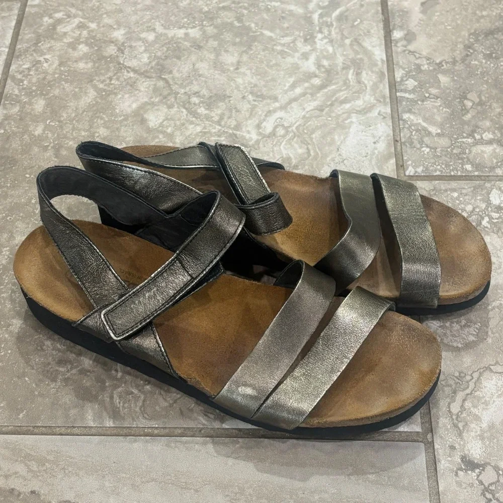 Naot Kayla Metallic Pewter Leather Strappy Slingback Comfort Sandals Womens L10